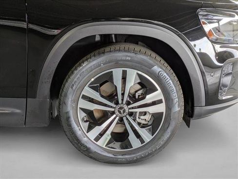 Certified 2025 Mercedes-Benz GLB 250 image 24
