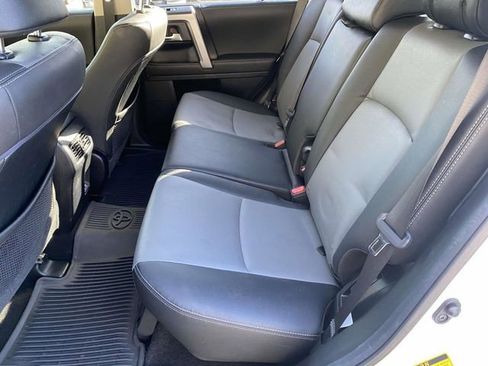 Used 2021 Toyota 4Runner SR5 Premium image 15