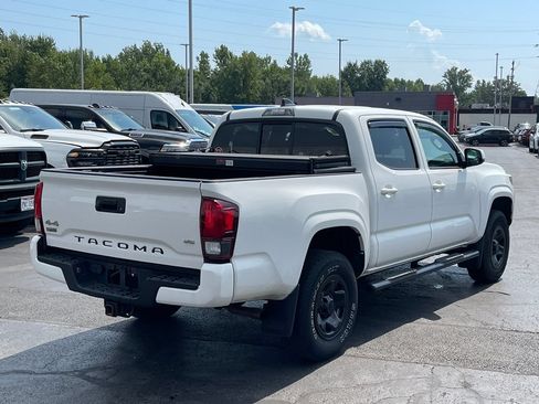 Used 2021 Toyota Tacoma SR AWD/4WD image 6