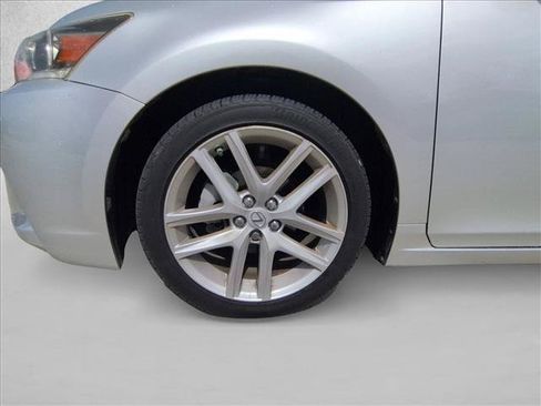 Used 2015 Lexus CT 200h FWD image 23