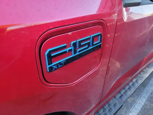 Used 2025 Ford F150 Lightning XLT image 3