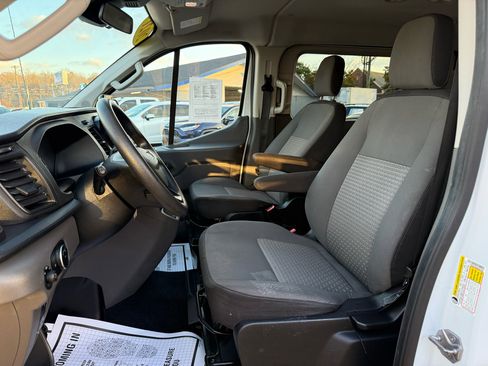 Used 2021 Ford Transit 350 XLT image 8
