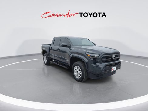 Certified 2025 Toyota Tacoma SR image 2