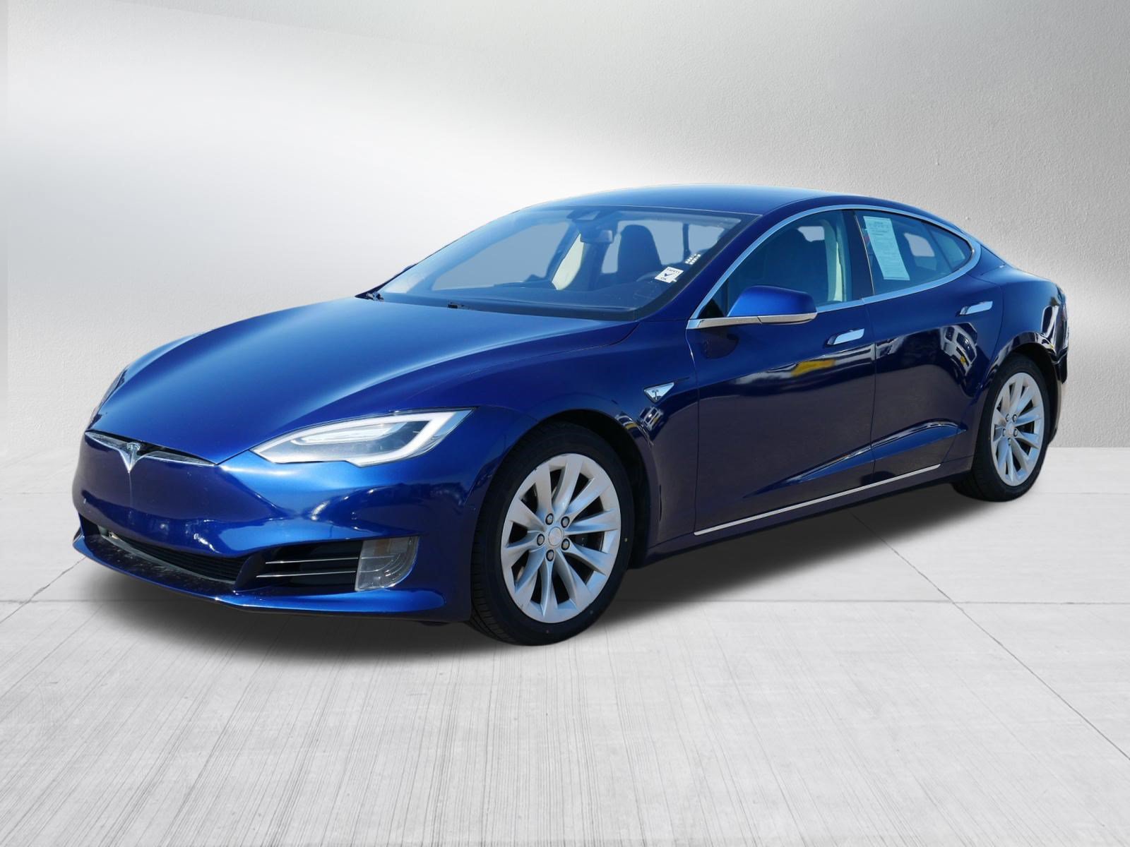 Used 2016 Tesla Model S AWD image 3