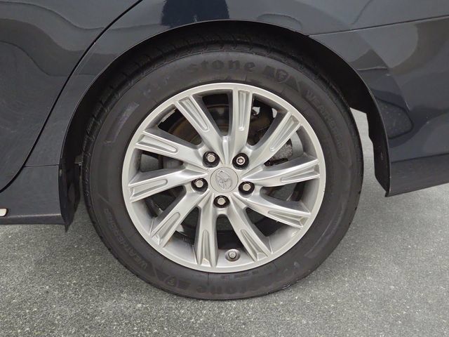 Used 2014 Toyota Camry LE FWD image 32