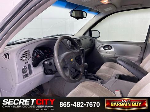 Used 2007 Chevrolet TrailBlazer LS w/ LS Preferred Equipment Group RWD image 11