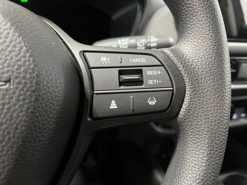 New 2027 Honda HR-V LX image 16