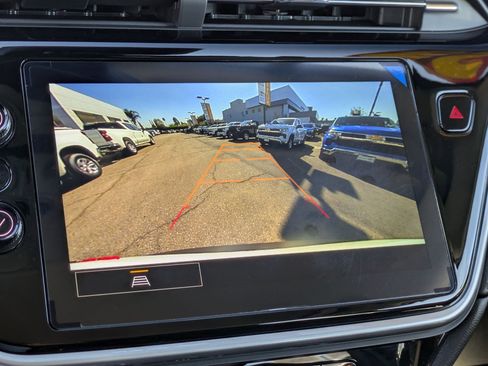 Used 2023 Chevrolet Bolt EUV LT w/ Convenience Package image 19