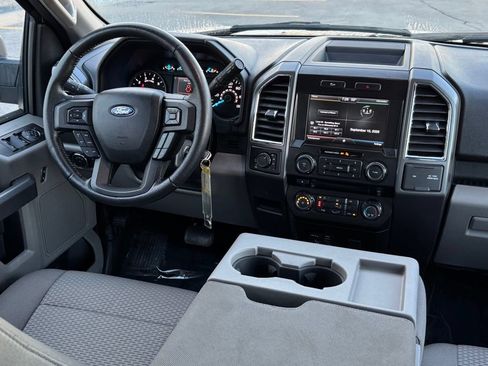 Used 2015 Ford F150 XLT w/ Equipment Group 302A Luxury AWD/4WD image 15