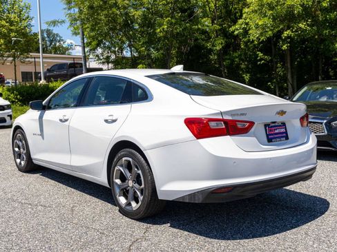 Used 2024 Chevrolet Malibu LT FWD image 4