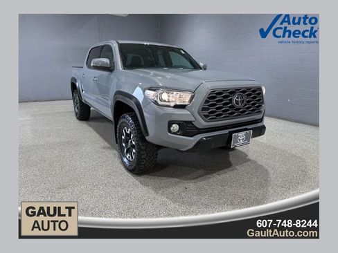 Used 2021 Toyota Tacoma TRD Off-Road w/ TRD Premium Off Road Package AWD/4WD image 1