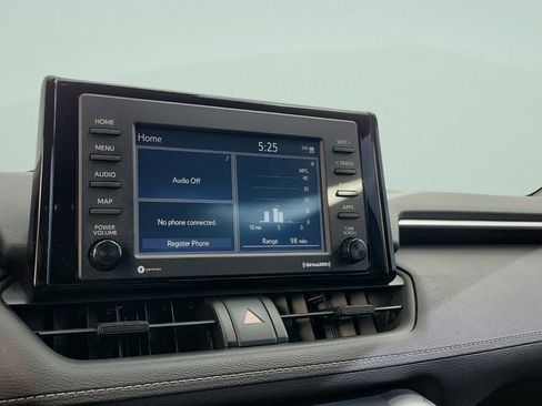 Used 2021 Toyota RAV4 LE image 21