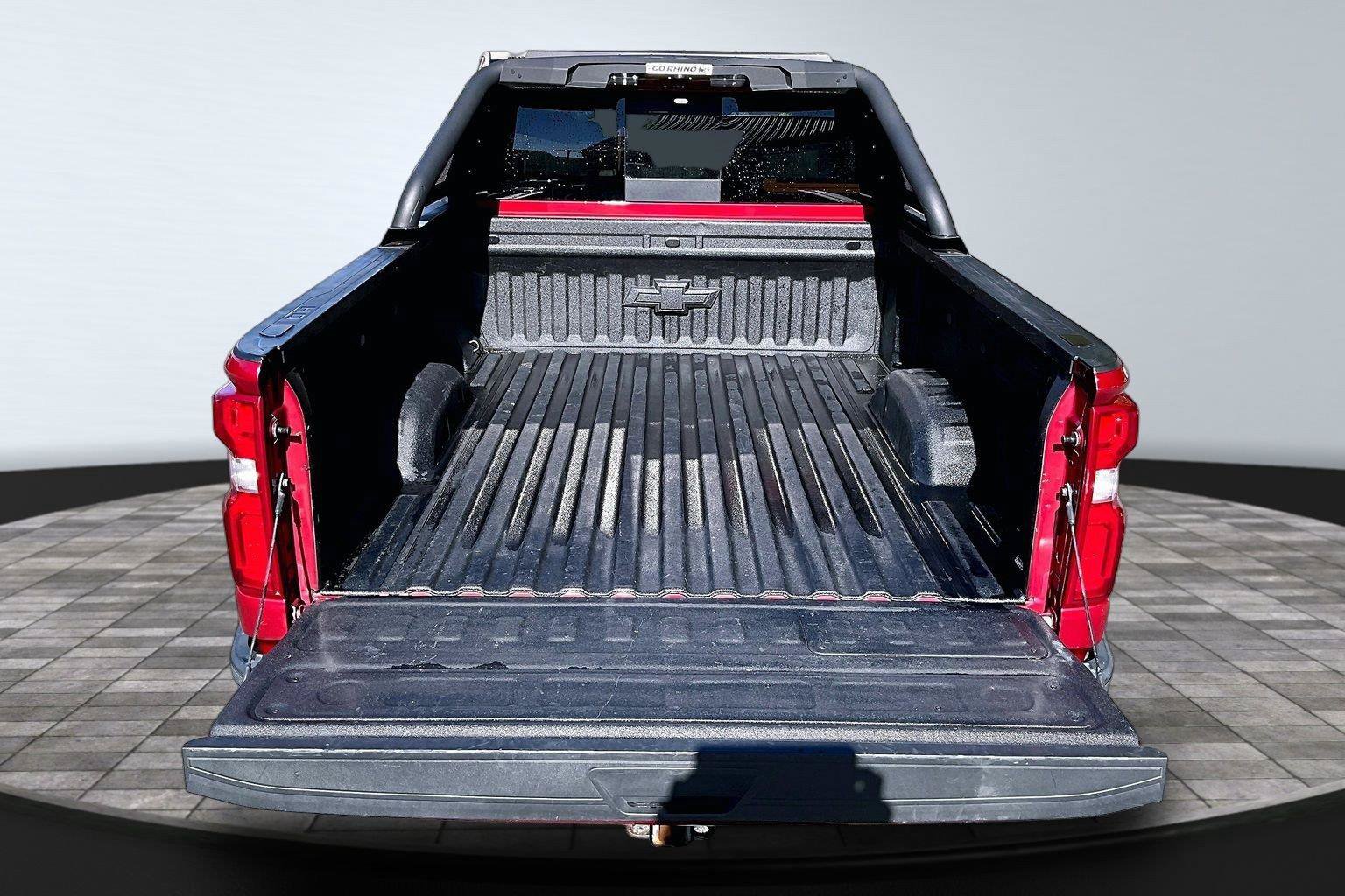 Used 2020 Chevrolet Silverado 2500 LTZ w/ LTZ Premium Package AWD/4WD image 18