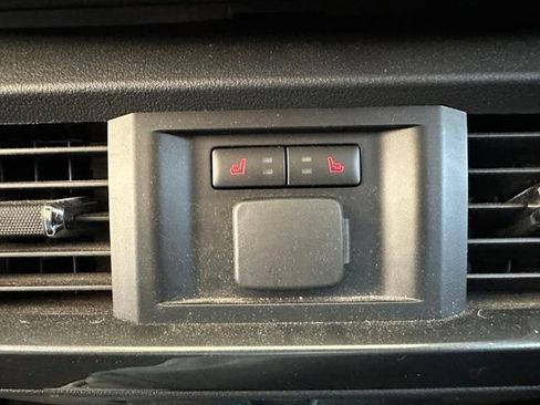 Used 2022 Ford F150 Lariat w/ Equipment Group 502A High AWD/4WD image 32