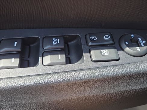 Used 2016 Kia Sportage LX FWD image 33