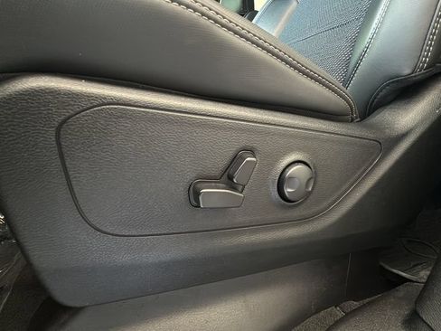 Used 2023 RAM 1500 Big Horn AWD/4WD image 11