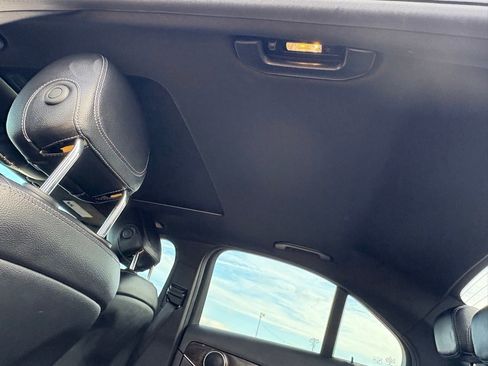 Used 2018 Mercedes-Benz C 300 Sedan image 34