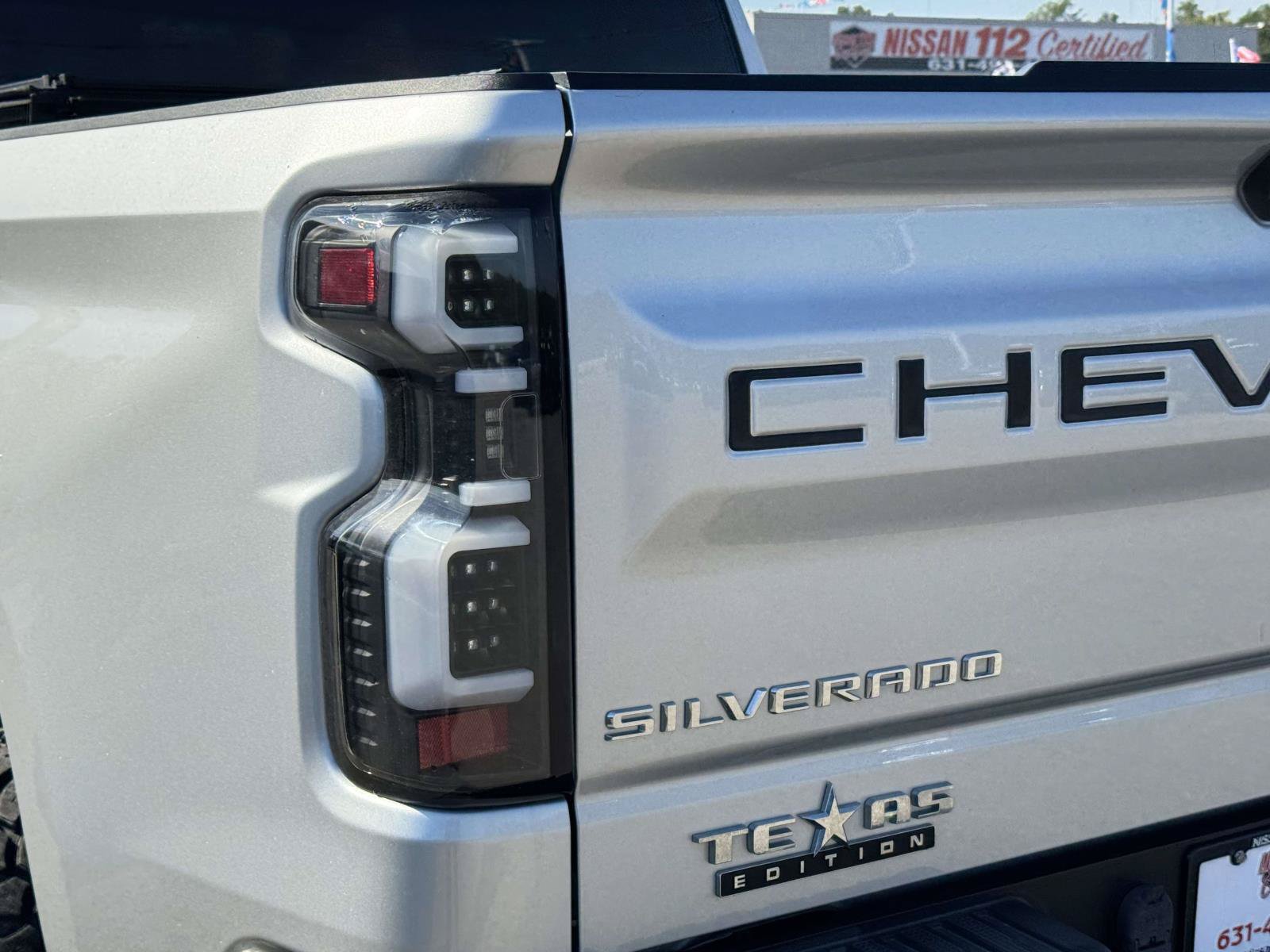 Used 2021 Chevrolet Silverado 1500 LT w/ Diesel Off-Road Package AWD/4WD image 14