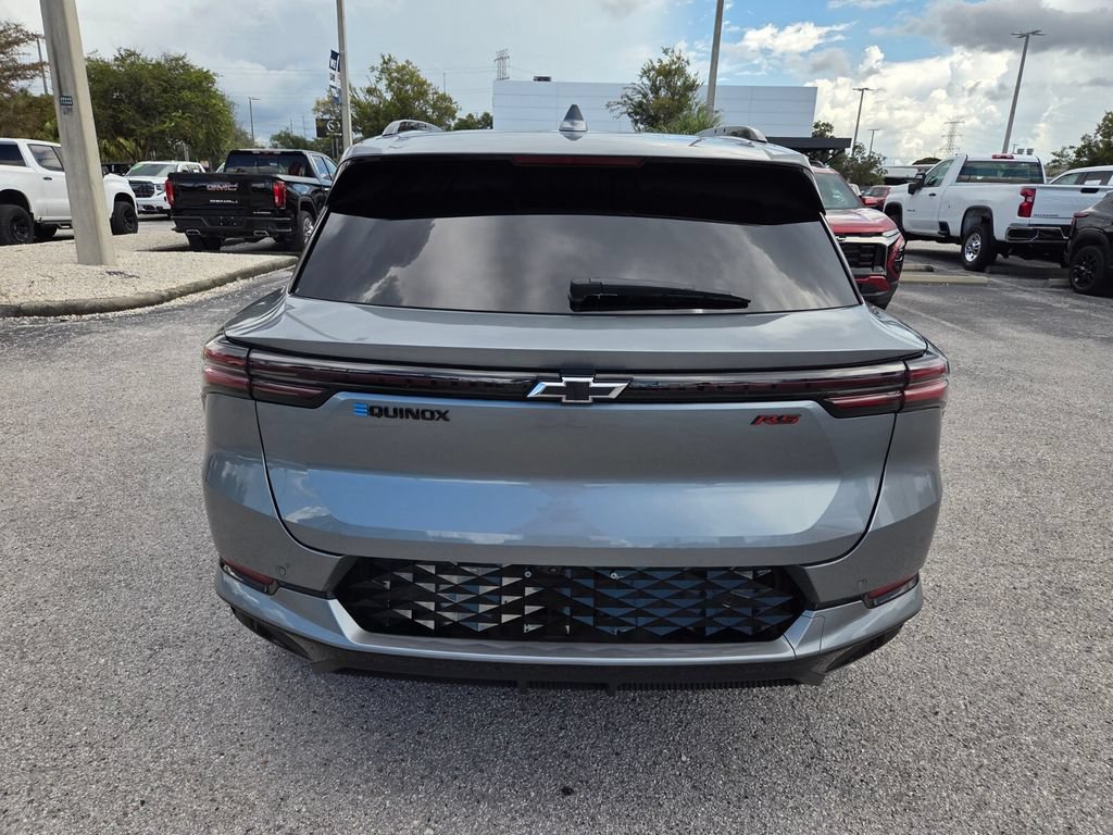 Certified 2024 Chevrolet Equinox EV RS FWD image 11