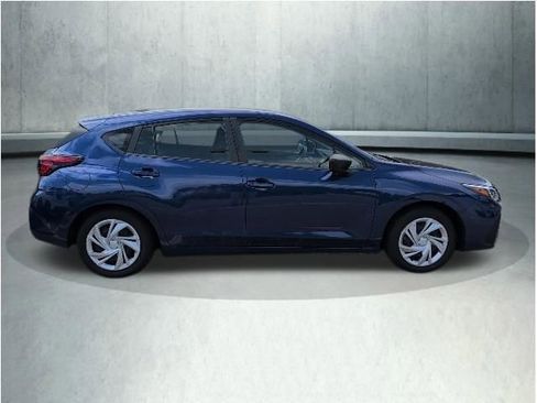 Used 2024 Subaru Impreza 2.0i image 1