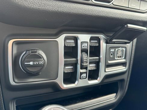 New 2026 Jeep Wrangler Unlimited Sport AWD/4WD image 19