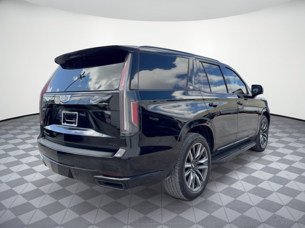 Used 2022 Cadillac Escalade Sport Platinum w/ Heavy-Duty Trailer Package AWD/4WD image 9