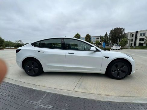 Used 2023 Tesla Model 3 Standard Range RWD image 3