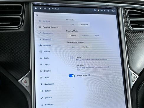 Used 2017 Tesla Model X 100D image 29