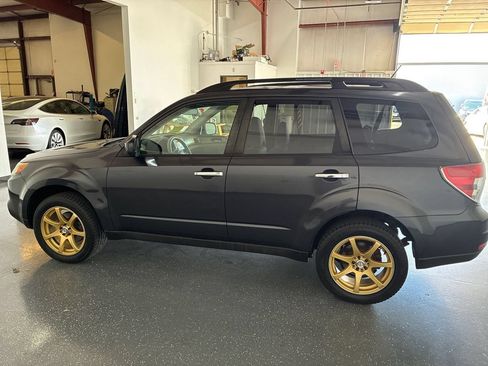 Used 2010 Subaru Forester 2.5X Premium AWD/4WD image 7