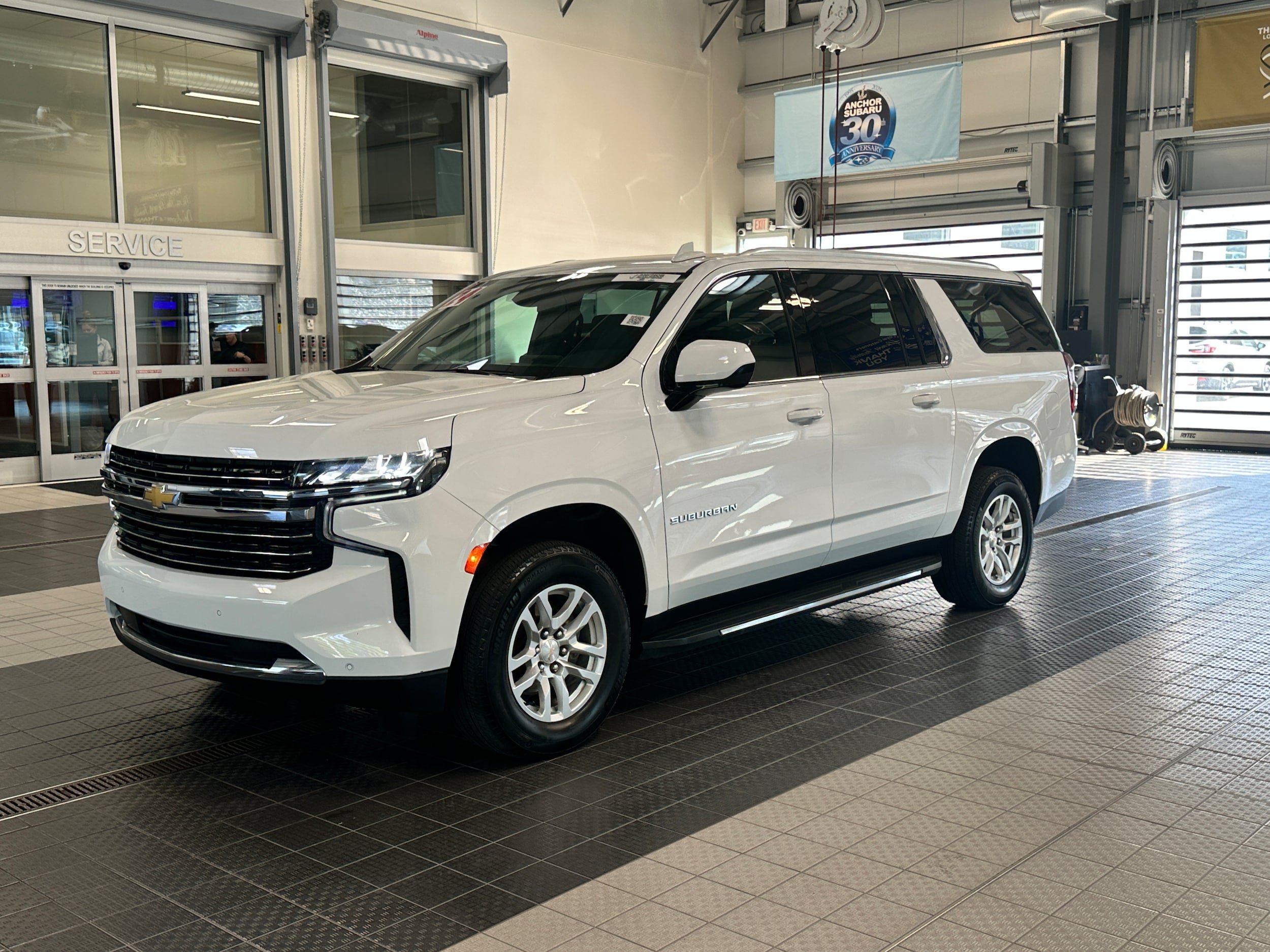 Used 2024 Chevrolet Suburban LT AWD/4WD image 39