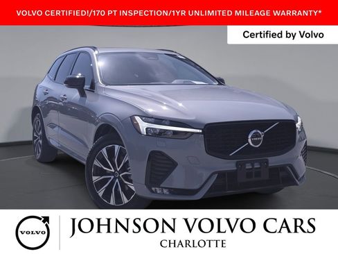Used 2025 Volvo XC60 B5 Core AWD/4WD image 1