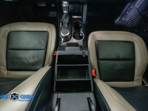 Used 2022 Ford Bronco Wildtrak AWD/4WD image 32