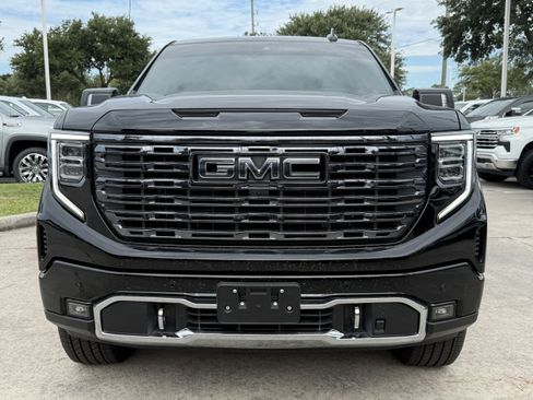 Used 2025 GMC Sierra 1500 Denali Ultimate AWD/4WD image 10