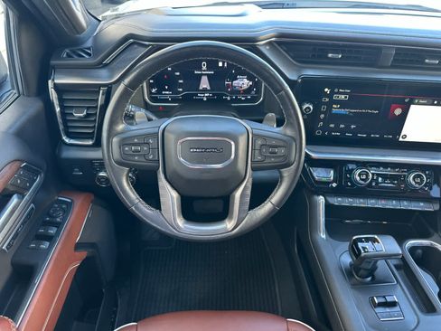 Used 2022 GMC Sierra 1500 Denali Ultimate AWD/4WD image 15