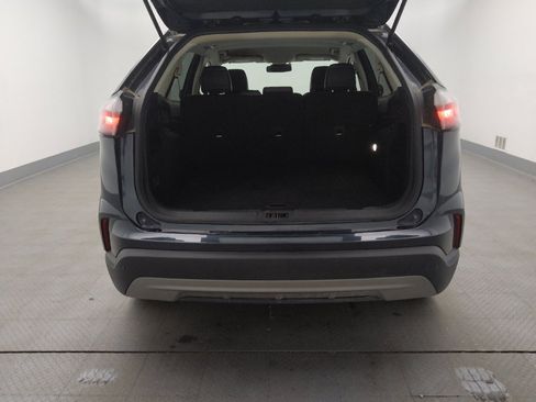 Used 2023 Ford Edge SEL image 29