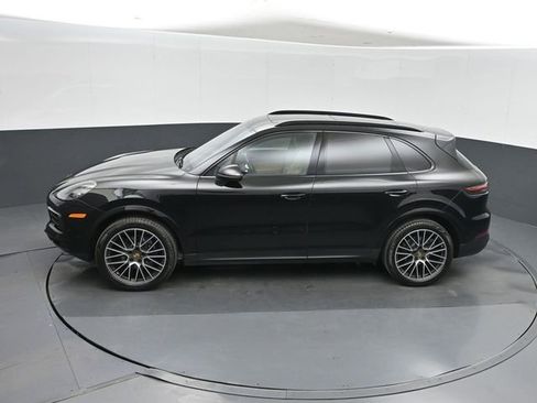 Used 2020 Porsche Cayenne AWD/4WD image 37