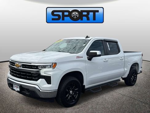 Used 2022 Chevrolet Silverado 1500 LT w/ Z71 Off-Road Package AWD/4WD image 1