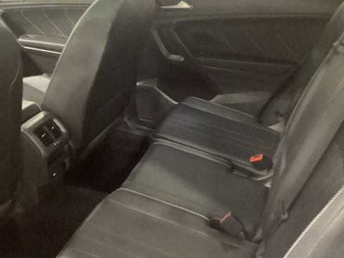 Used 2022 Volkswagen Tiguan SE R-Line AWD/4WD image 16