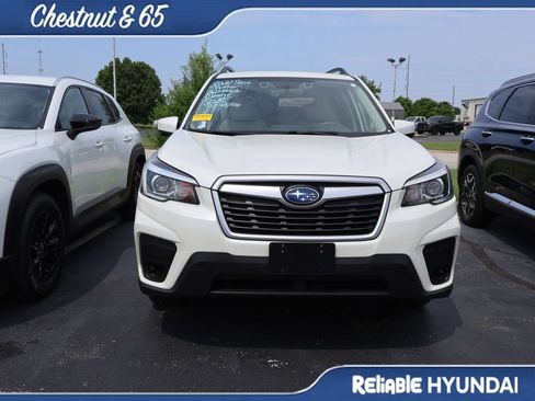 Used 2020 Subaru Forester Premium AWD/4WD image 5