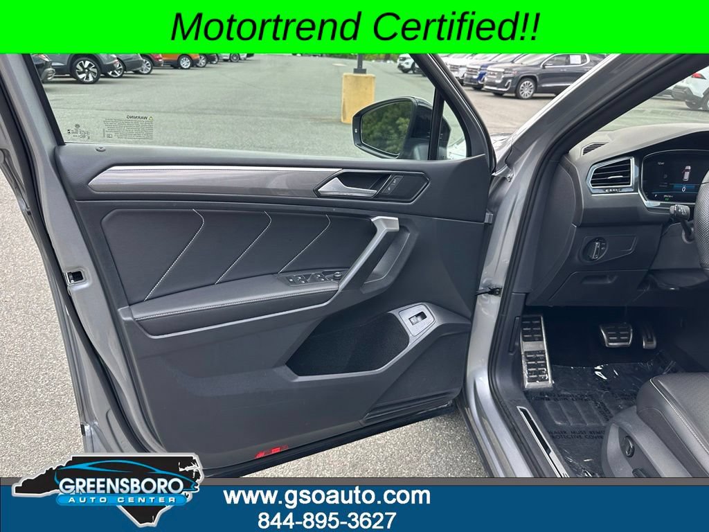 Used 2024 Volkswagen Tiguan SE R-Line FWD image 14