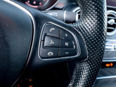 Used 2018 Mercedes-Benz GLC 300 4MATIC image 56