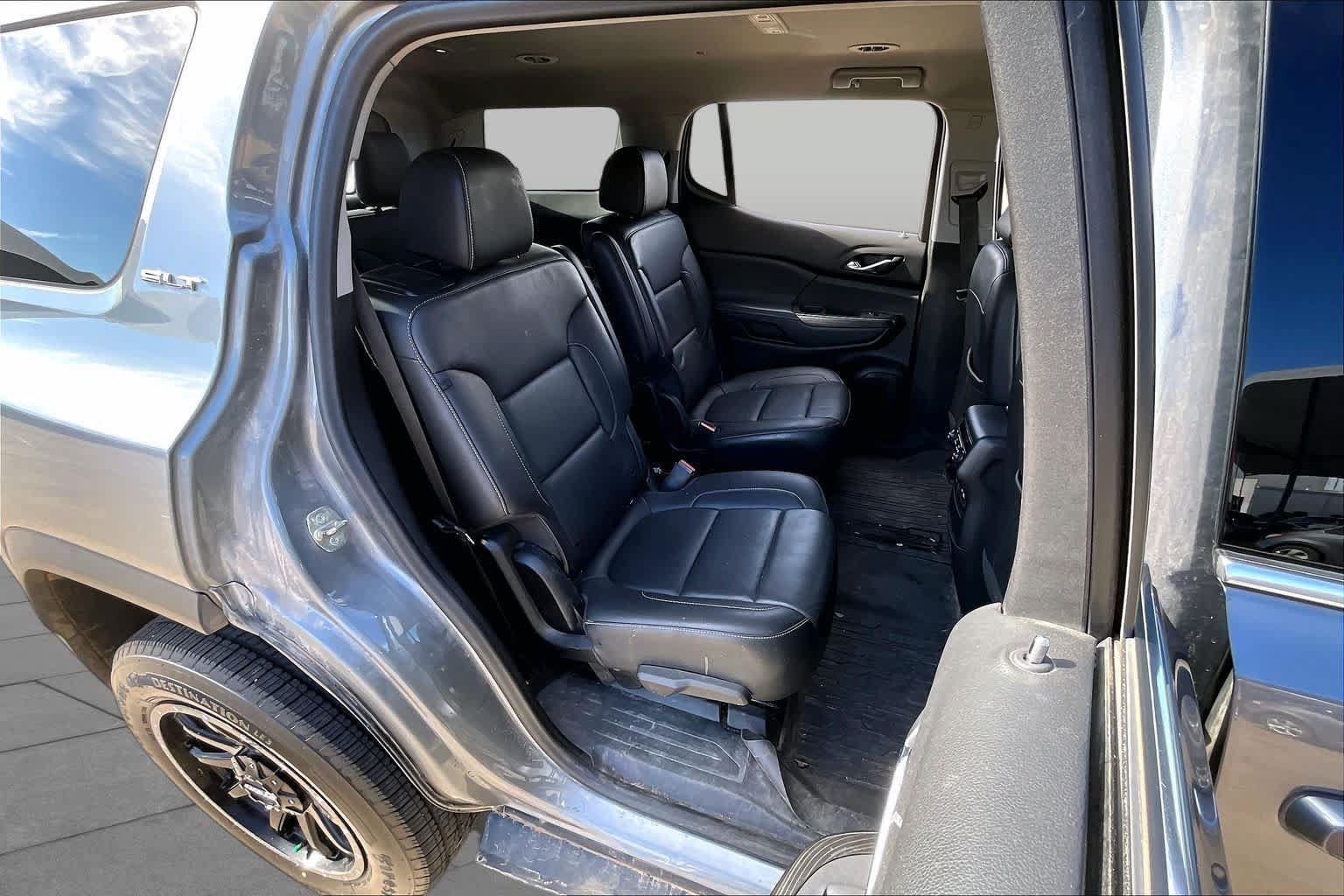 Used 2021 GMC Acadia SLT FWD image 22