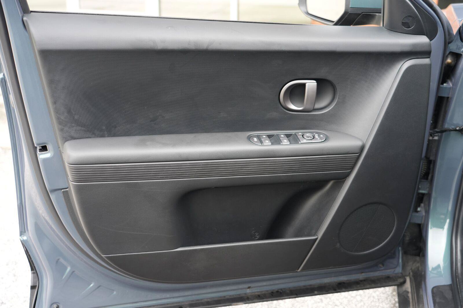 Used 2025 Hyundai Ioniq 5 SEL RWD image 43