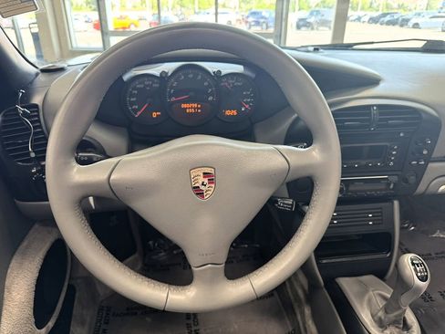 Used 2004 Porsche Boxster image 22