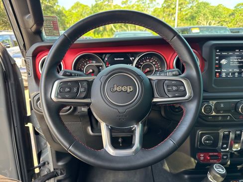 Used 2019 Jeep Wrangler Rubicon w/ Steel Bumper Group AWD/4WD image 21