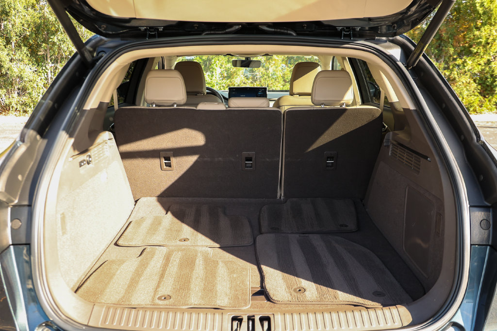 Used 2023 Lincoln Nautilus AWD w/ Premium Package image 38