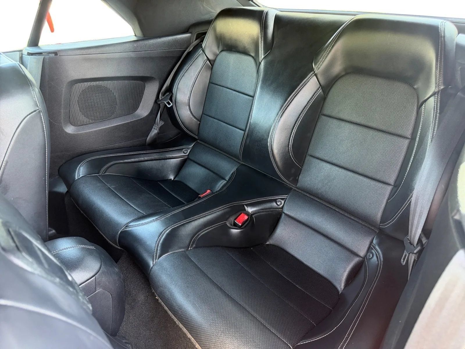 Used 2019 Ford Mustang Premium w/ Equipment Group 201A RWD image 16