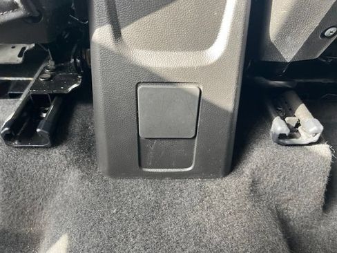 Used 2020 Buick Encore Preferred AWD/4WD image 31