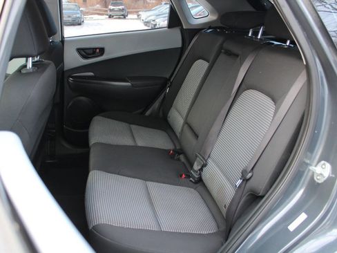 Used 2019 Hyundai Kona SE image 11