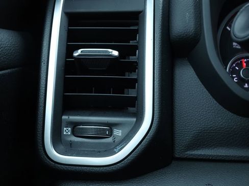Used 2026 RAM 1500 Big Horn RWD image 31